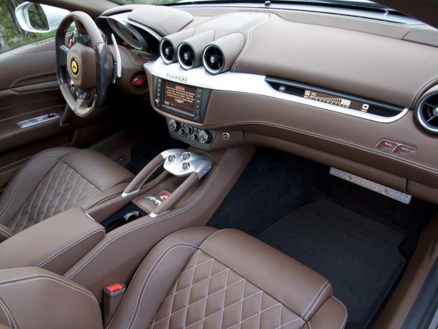  Ferrari FF Panoramic 2012 года  (US) (фото 3 из 9)